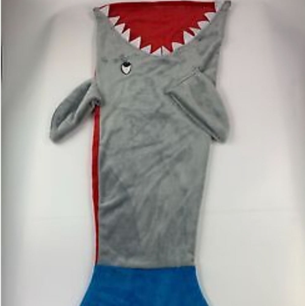 Kids shark tail blanket.